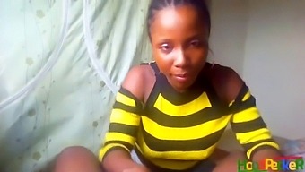 Teen Ebony Babe Gives A Blowjob And Receives An Oral Ejaculation