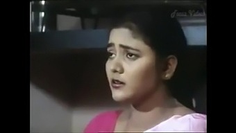 Indian Woman With Big Natural Tits Gets Sensual