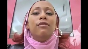 Arab Teen With Big Tits Receives Facial From Stud