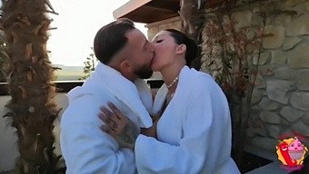 A Teen With Big Tits Buys A Shirt And Receives A Handjob From A Verified Model