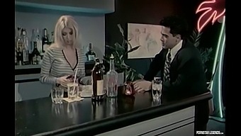 Jenna Jameson, Bintang Porno Yang Menggairahkan Dari Tahun 80-An, Menikmati Penetrasi Yang Intens Oleh Bobby Vitale