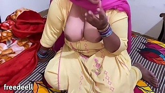 Indian Boy And Pakistani Girl Engage In Sexual Activity