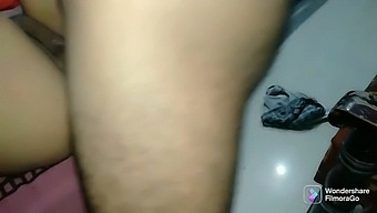 Pizza Delivery Man Has Sex With Indian Girl On Couch