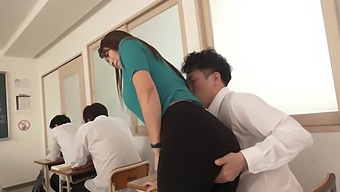 Reiko Kobayakawa'S Intense Classroom Experience Leaves Students Soaked And Speechless