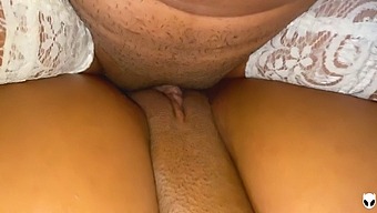 Amateur Threesome With Two Stunning Babes In Hd