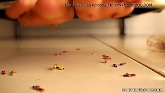 Giantess Dreams Come True: Dominated And Pleasure