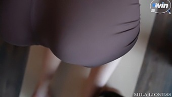Unplanned Encounter: Stepsister'S Yoga Session Turns Into Passionate Fucking With A Big Dick And Cum